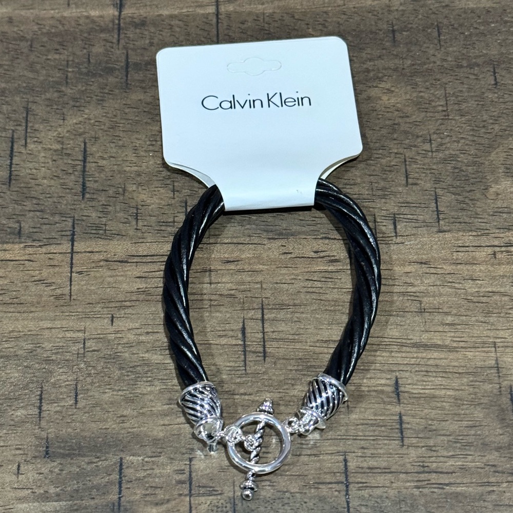 CK18. CALVIN KLEIN Faux Leather Rope Bracelet 7” with Toggle NEW
